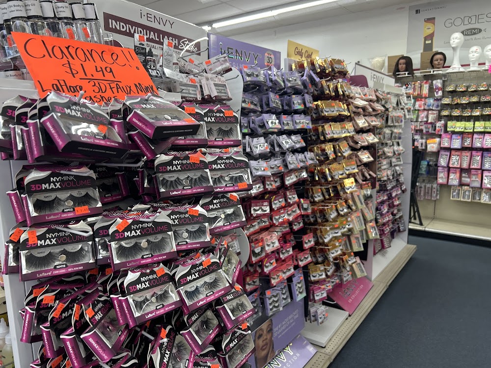 Y2 Beauty Mart photo 5