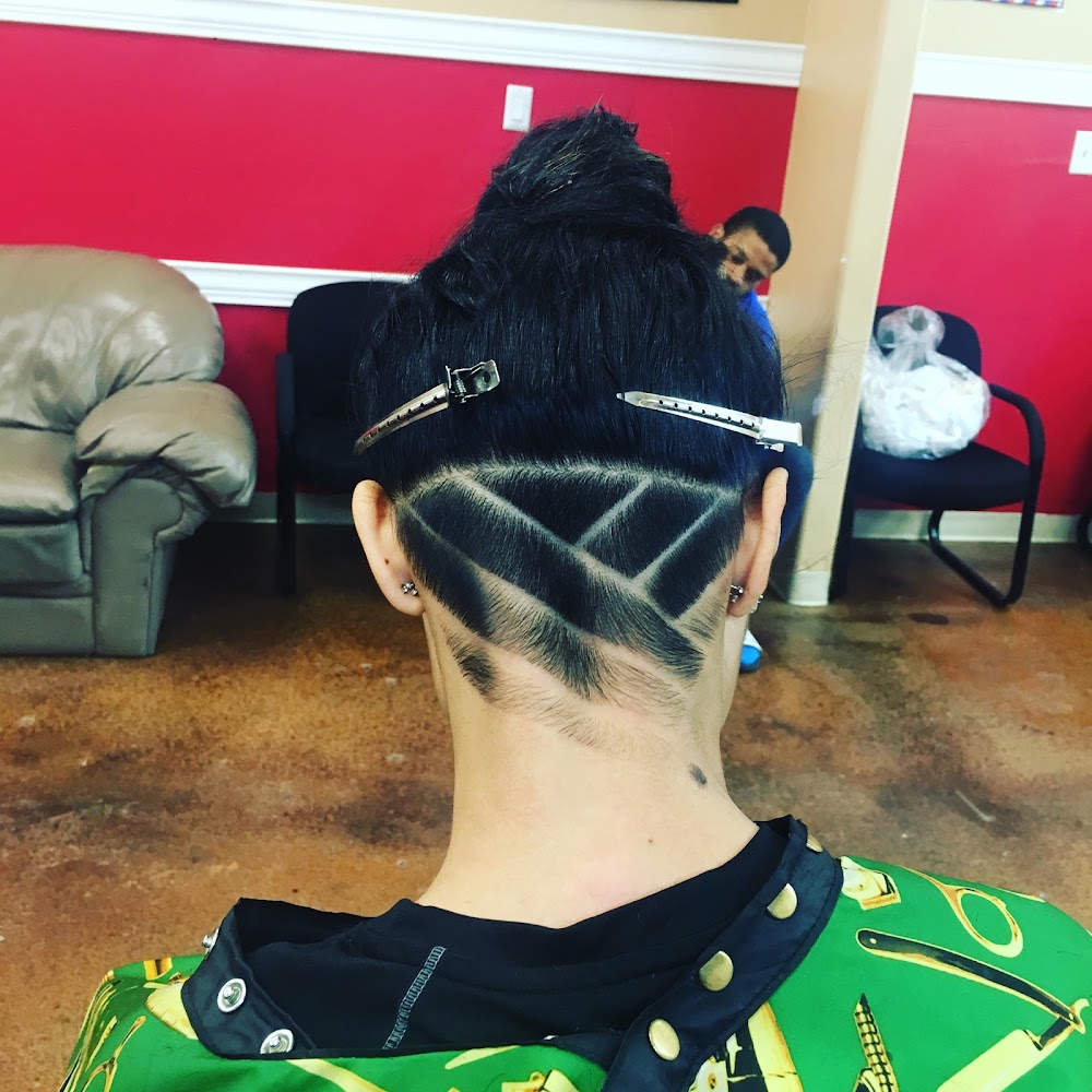House of Clippers Barber Shop photo 3