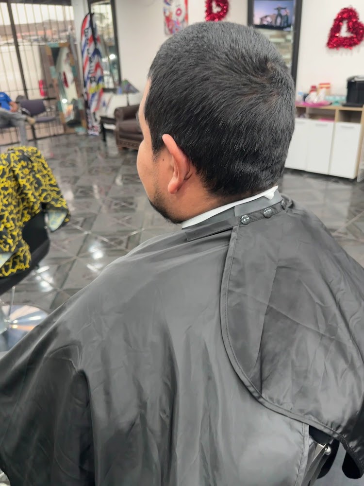 Sos Imagen & barbershop #2 photo 2