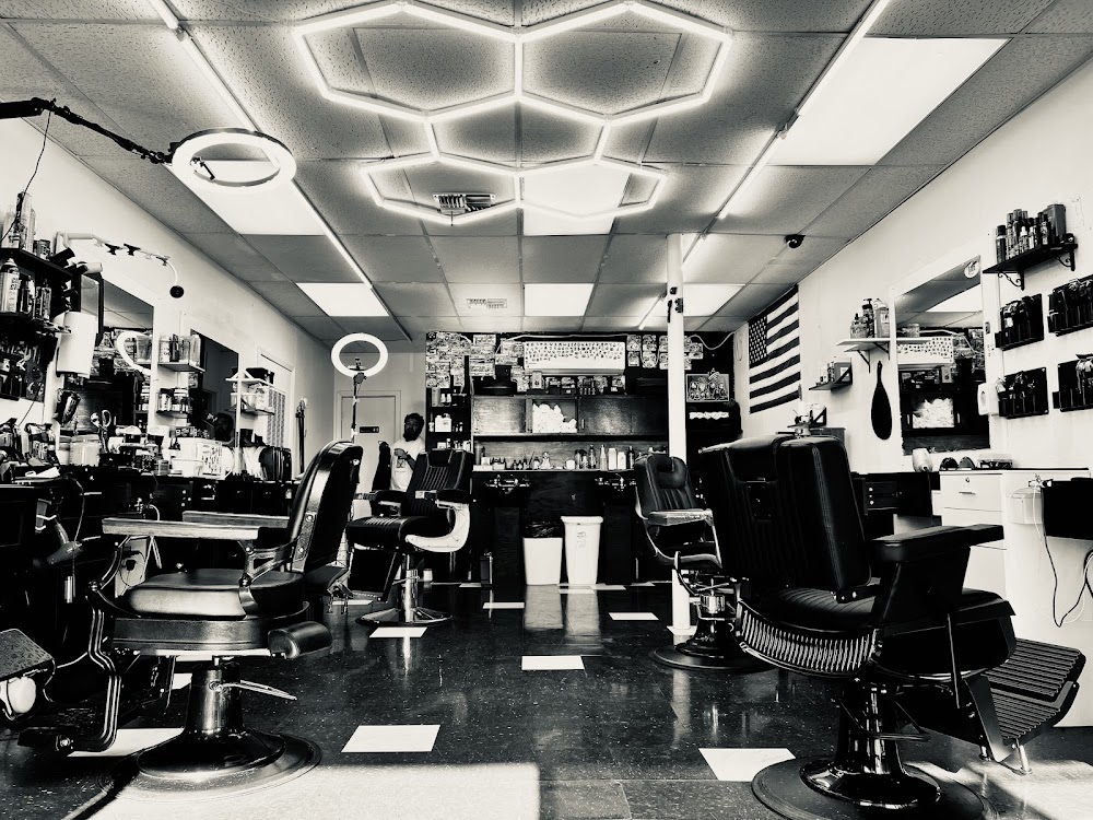 Bay Area Barber Shop & Texan Salon photo 4