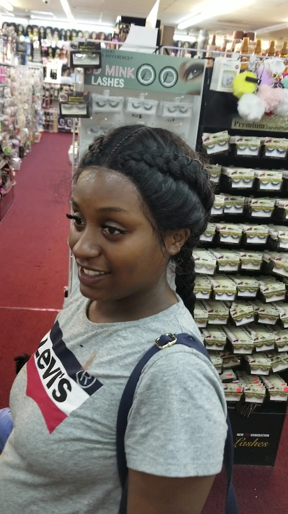 Twins Beauty Supply photo 4