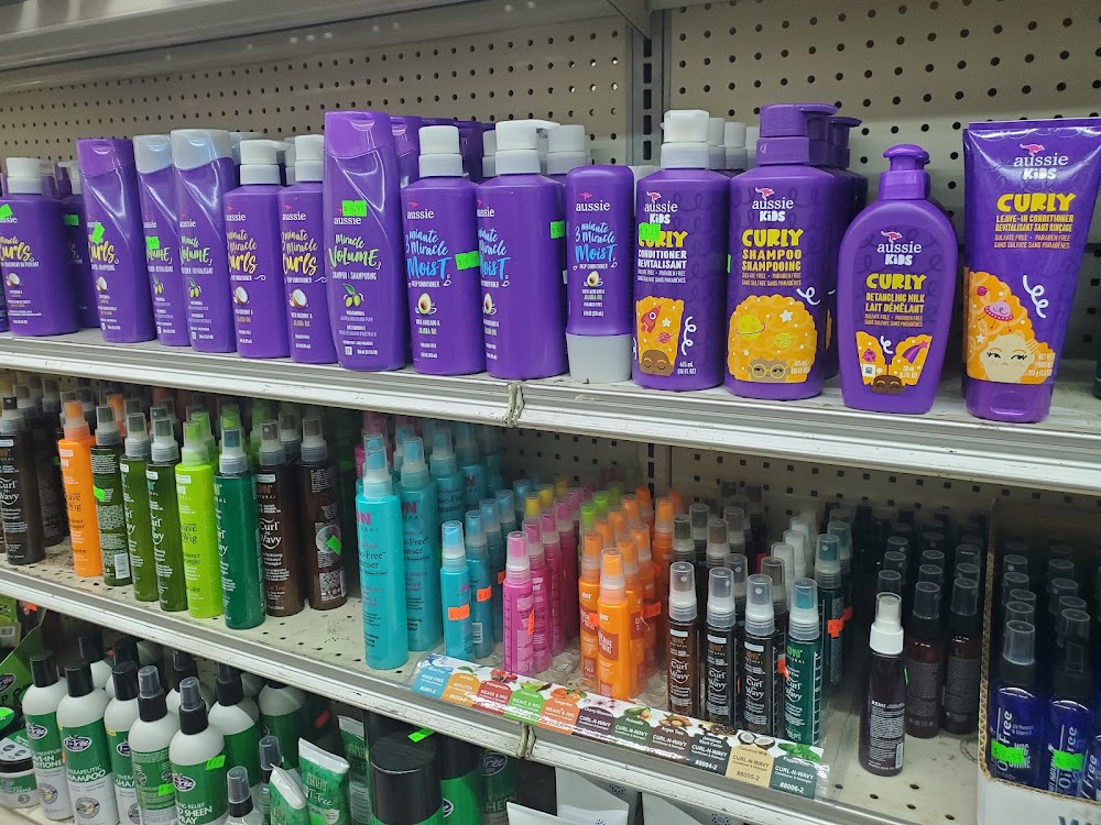 C & R Fashion beauty supply photo 4