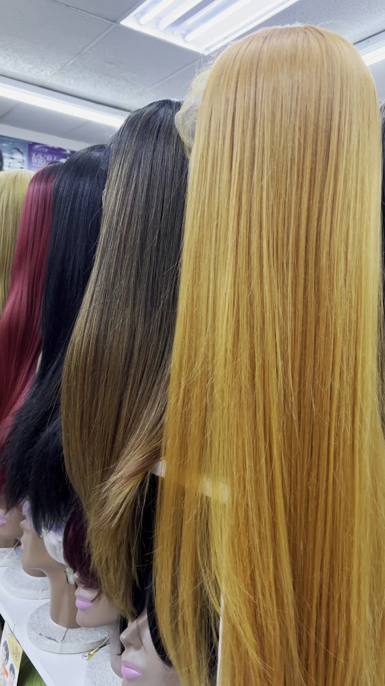 Luxe's Beauty Supply photo 2
