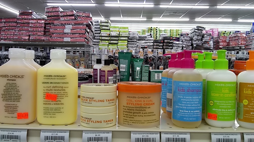K2 beauty supply photo 2