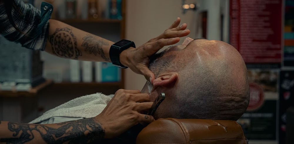 Cutthroat Barbers - Houston Barbershop - Haircut for Men