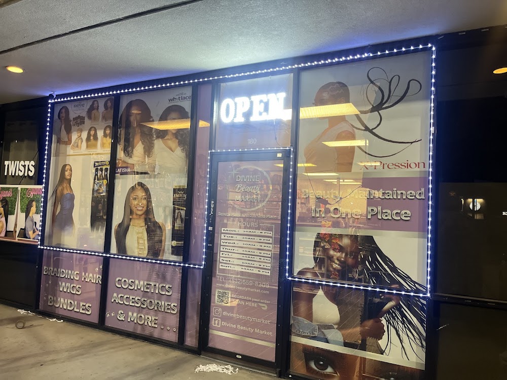 Divine Beauty Market photo 2