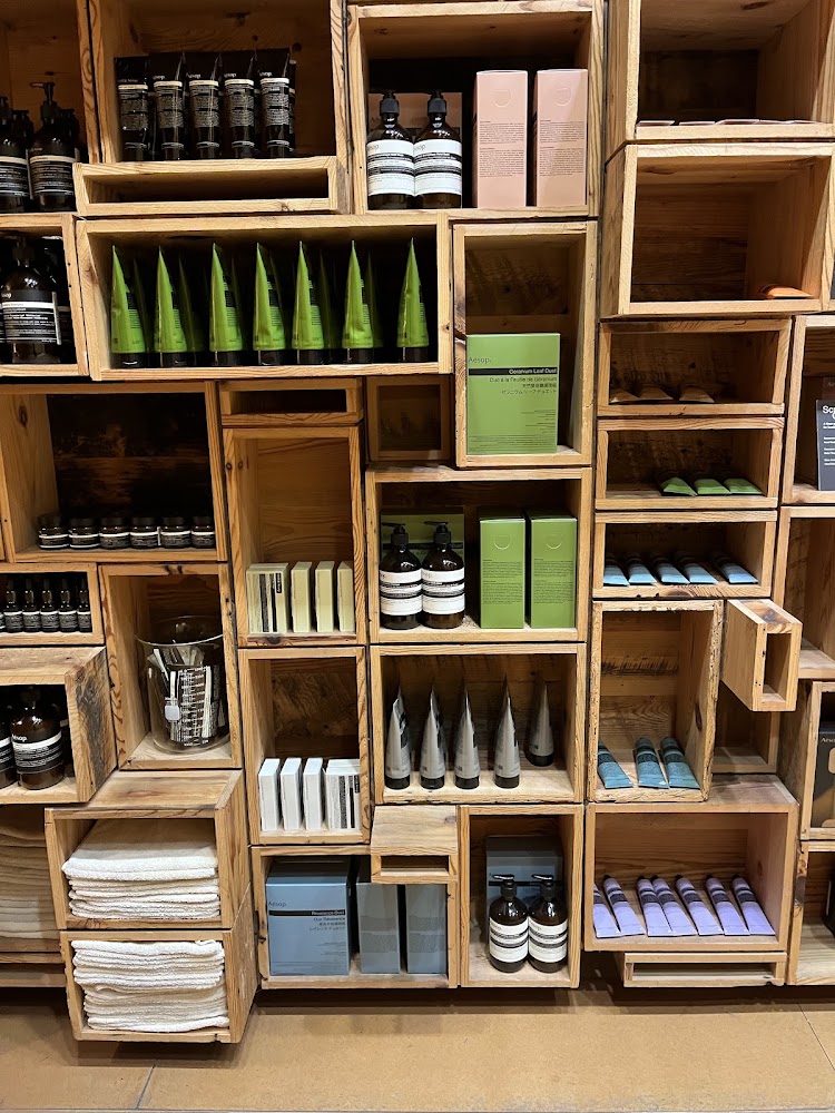 Aesop Fillmore Street photo 3