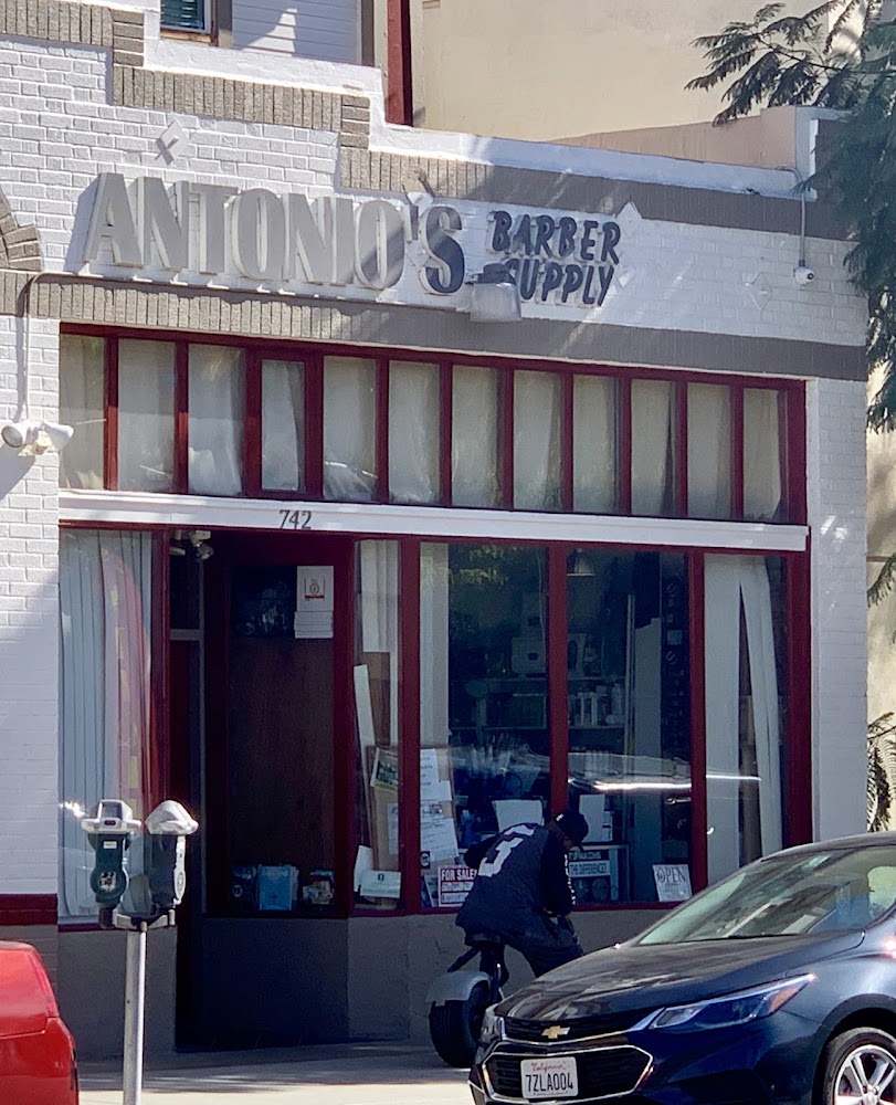 Antonio's Barber Supply photo 4