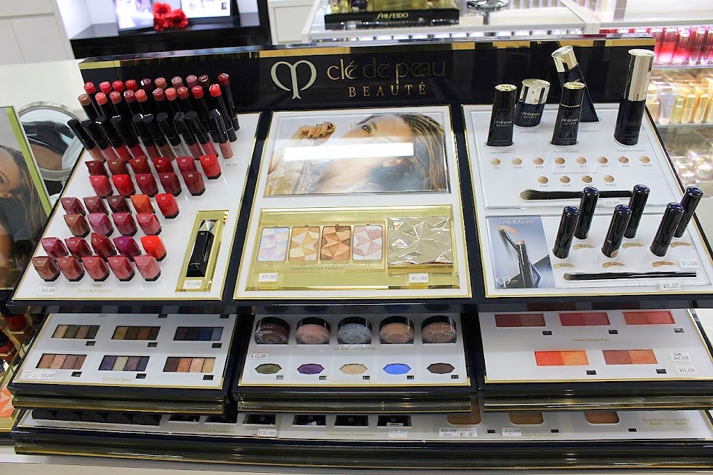 Arirang Total Cosmetics: Korean Beauty Supplies & Cosmetics photo 3