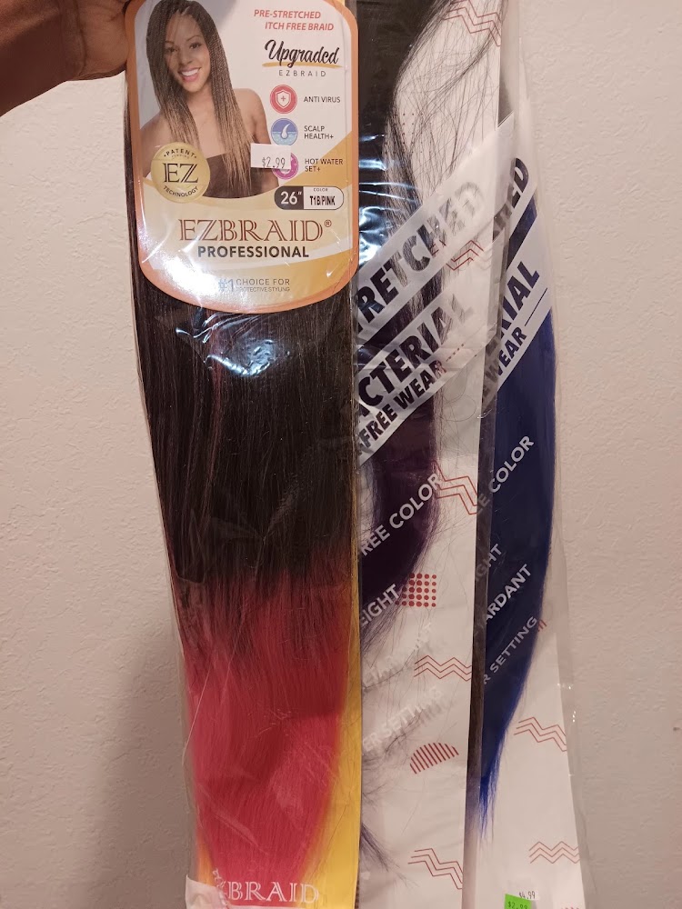 Carolyn's Crowns Beauty Supply photo 3