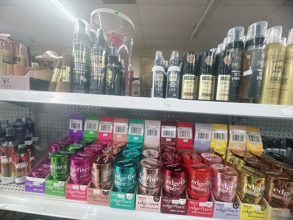 Eva's Braiding & Beauty Supply photo 3
