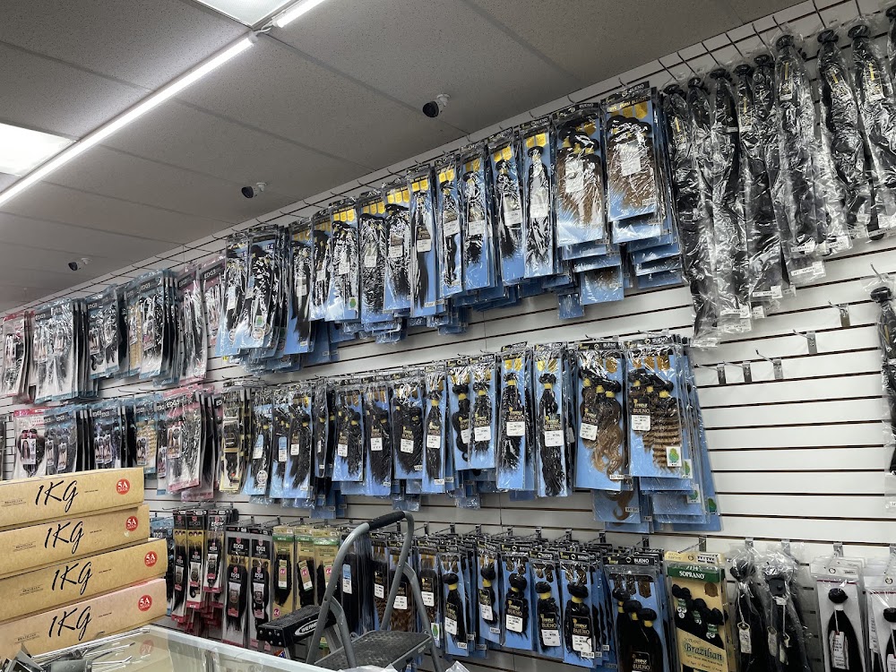 Helen3 beauty supply garland photo 2