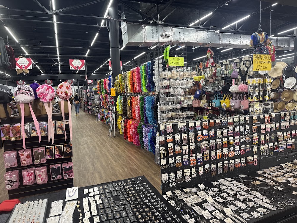 HIP BEAUTY SUPPLY photo 5
