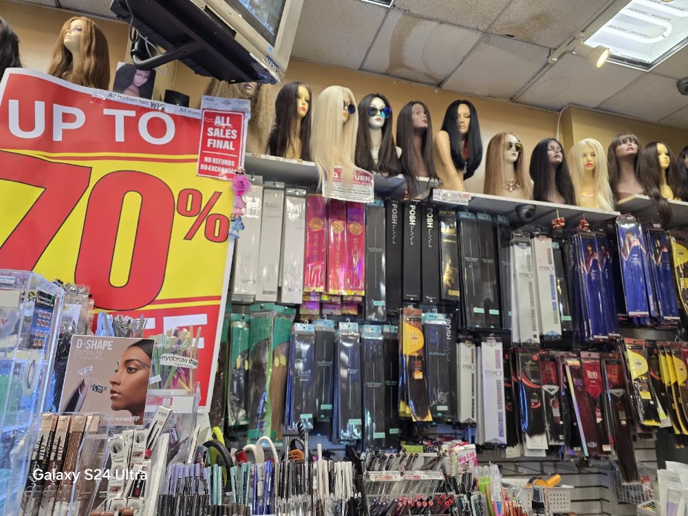 J & J Beauty Supplies photo 5