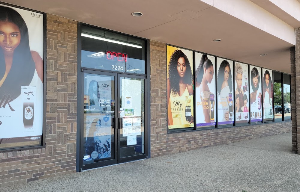 K C Beauty Mart photo 2