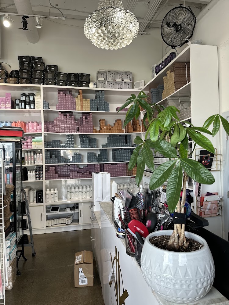 KUDCI BEAUTY SUPPLY photo 2