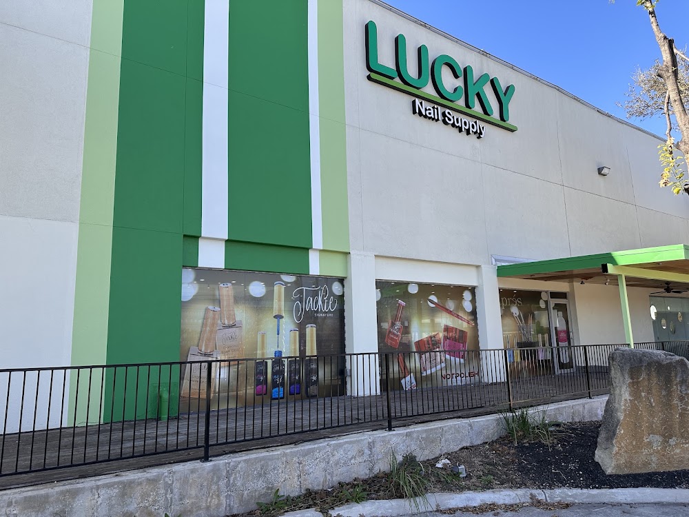 LUCKY NAIL SUPPLY