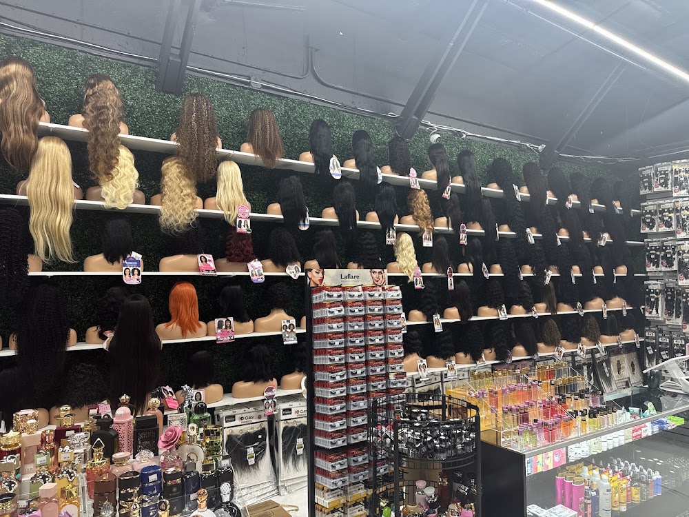 Luxyl Beauty Supply photo 4