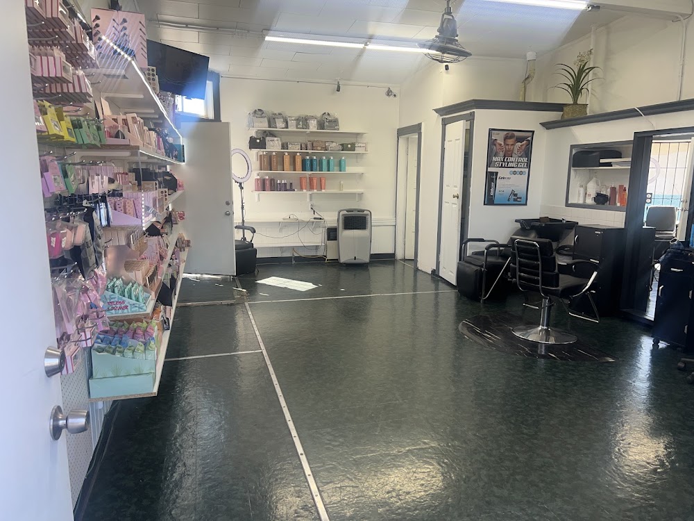 Mariposa Beauty Salon, Cosmetics & More