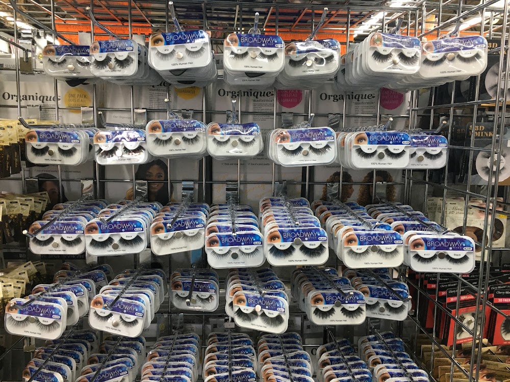 Max Beauty Supply photo 4
