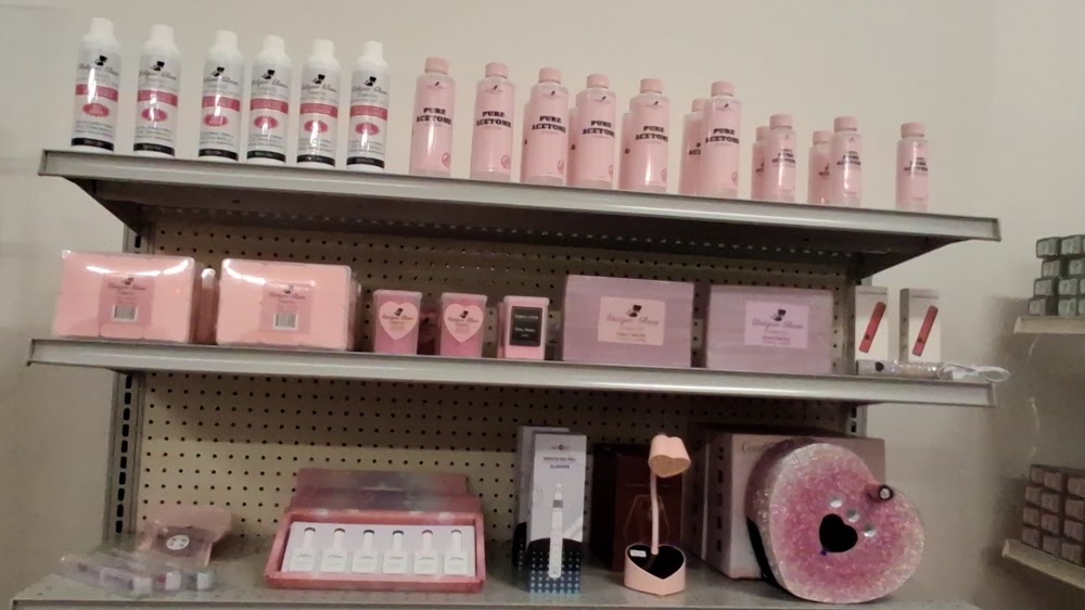 Metamorfosis Beauty Supply photo 3