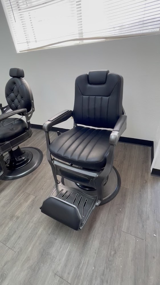 Modern Salon Equipment photo 3