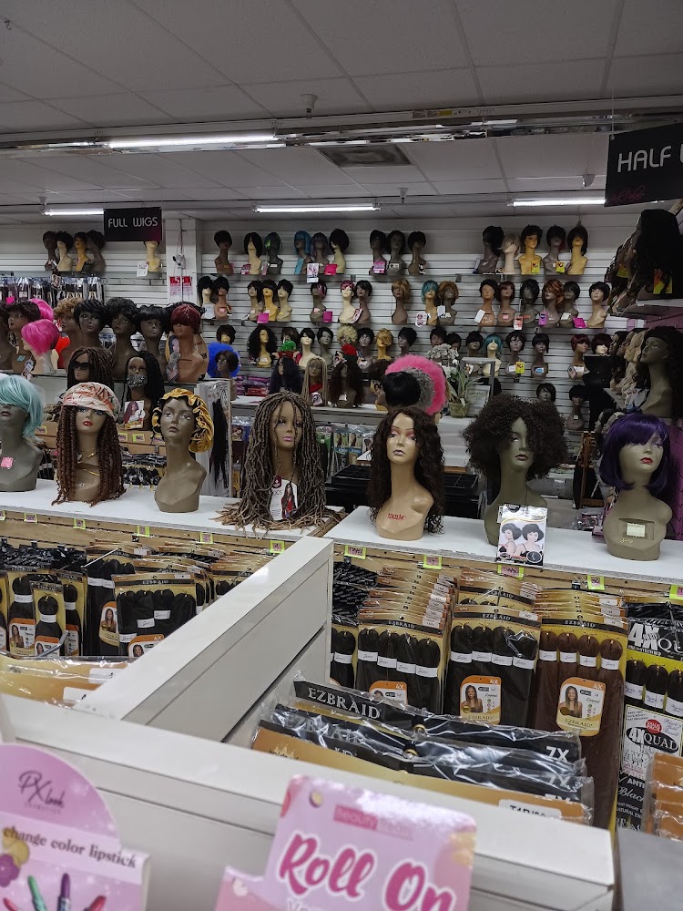 Pink Palace Beauty Supply& Med Spa photo 4