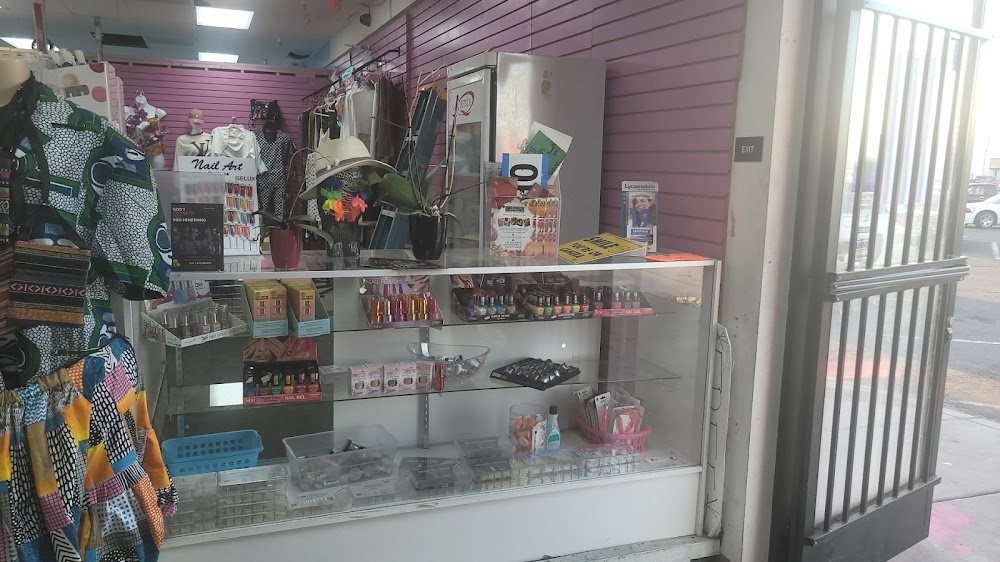 Pink Palace Beauty Supply& Med Spa photo 5