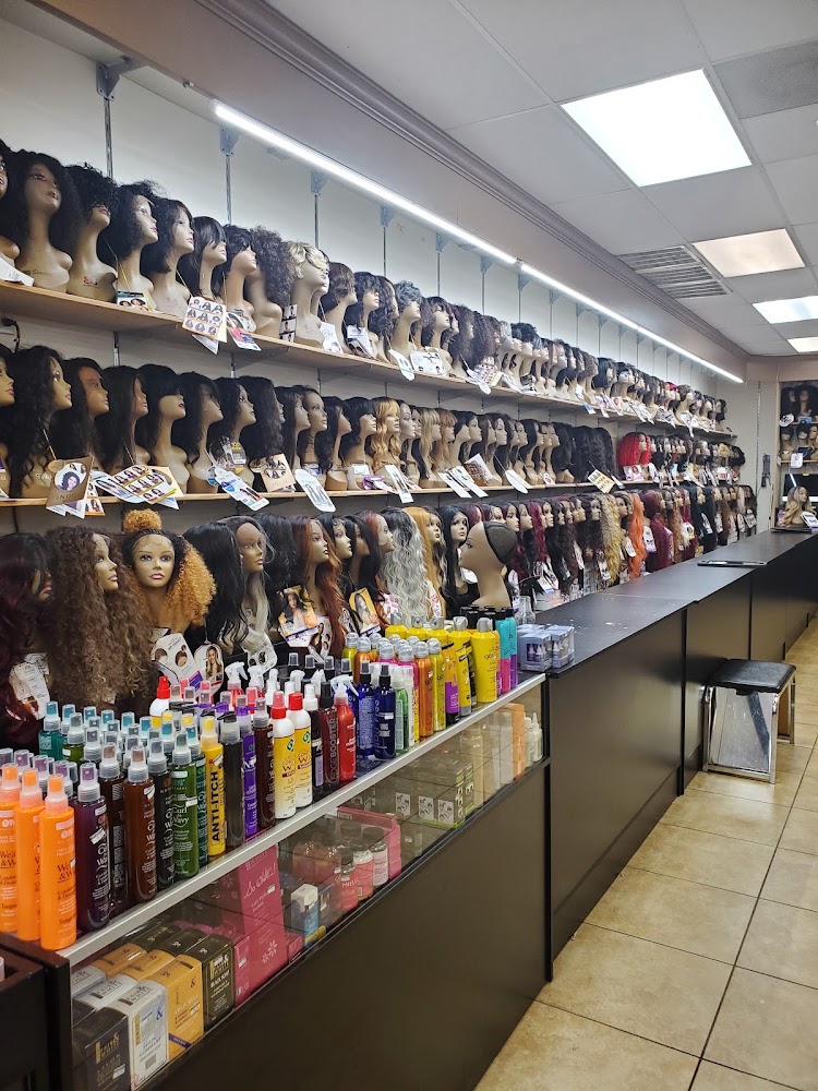 QTT Beauty Supply photo 3