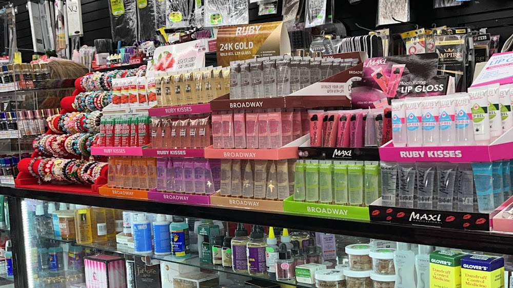 Queens Finest Beauty Supply photo 2