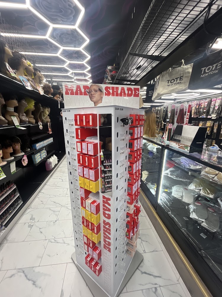Queens Finest Beauty Supply photo 3