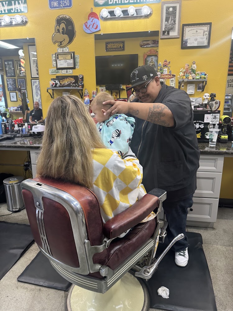 Rose and Thorn Barber Supply photo 3