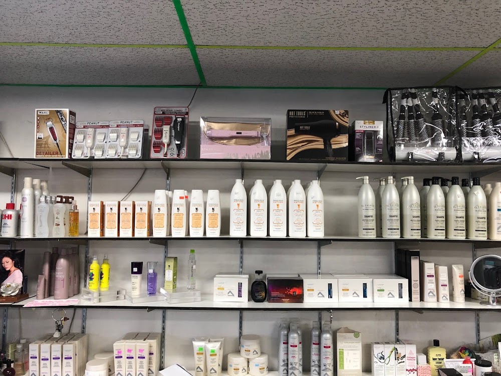 Sari's Beauty Supply & Salons photo 4