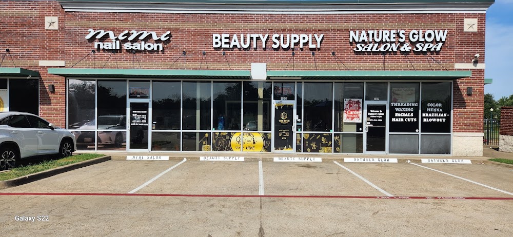 The Hive Beauty Supply photo 4