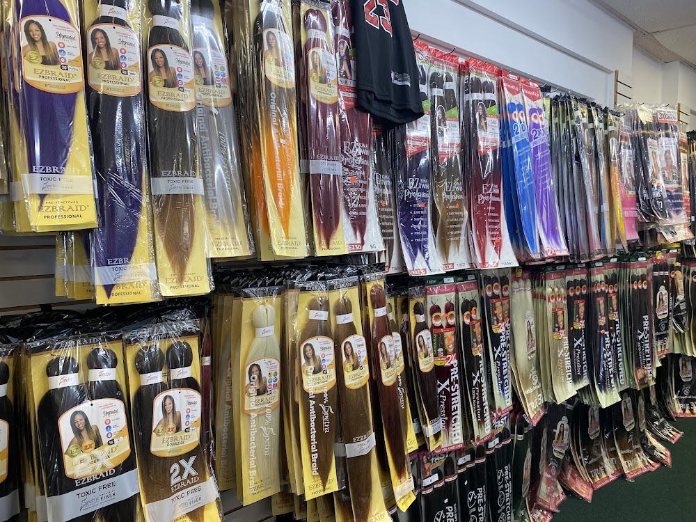 Vee Beauty Supply & Hair Braiding photo 3