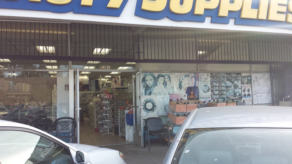 VyVy's Nails Supplies & Hair Salon photo 4