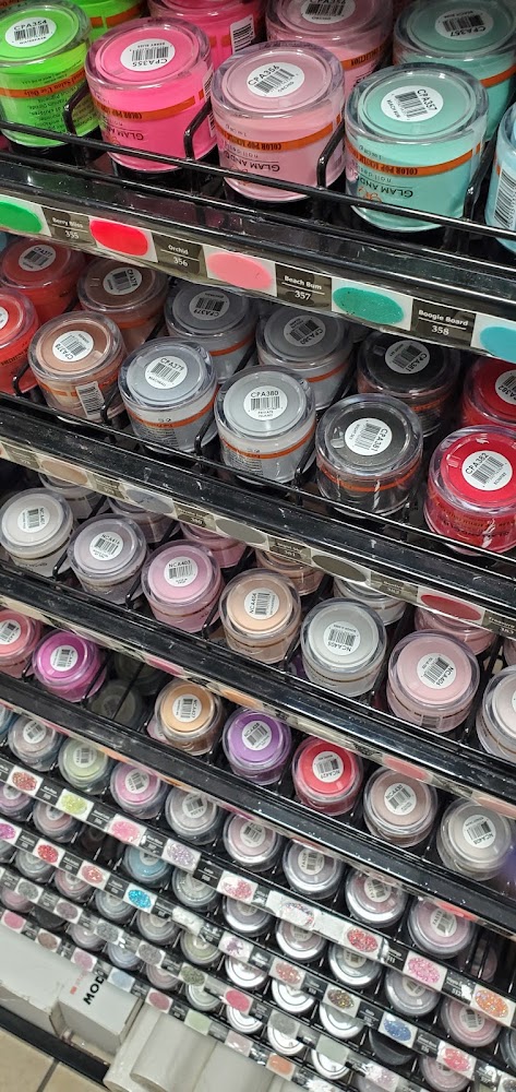 VyVy's Nails Supplies & Hair Salon photo 5